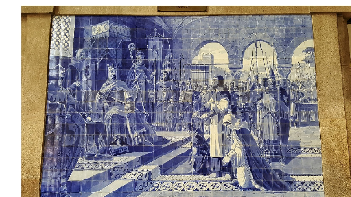 Wandschmuck im Bf Porto 04.2017