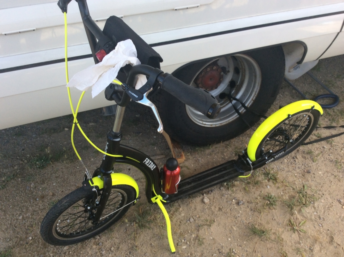 1E5A1250-42A8-445F-9402-A439960DCA23