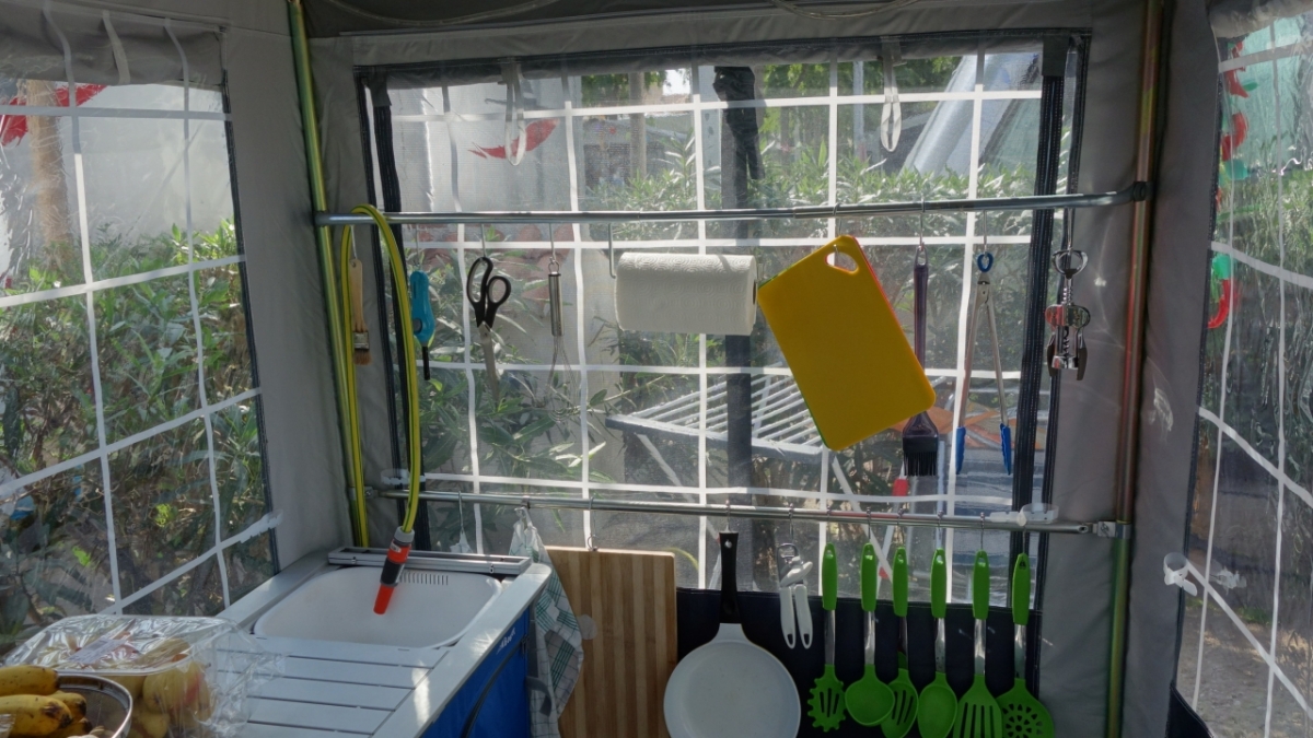 39D7CA1B-7A98-4375-982B-9C211566F0F4