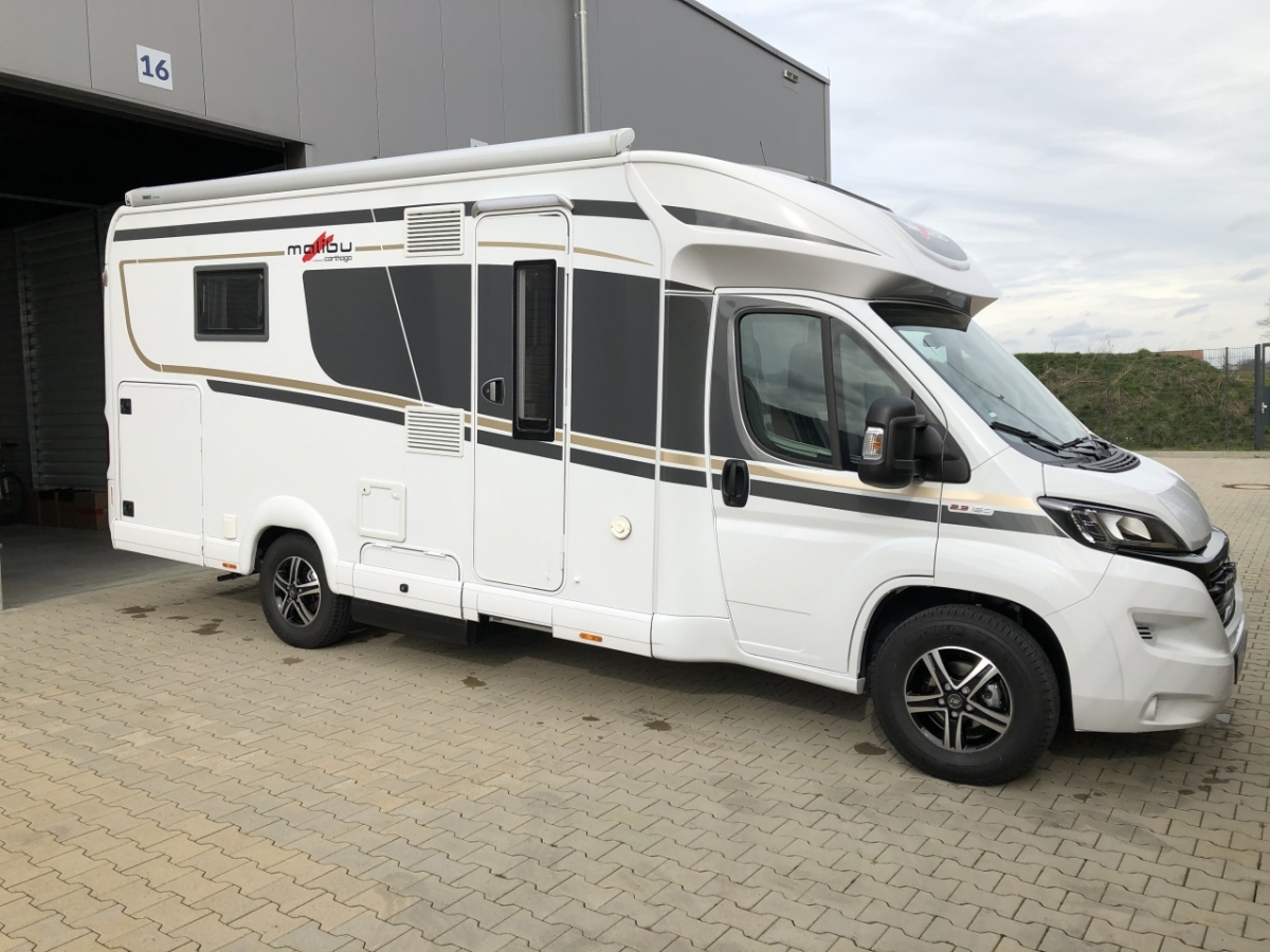 F058F210-CB0B-47CC-8C2C-9F5030B6A25E