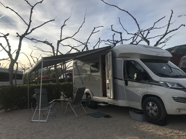 4B2FA5C6-5AD7-4798-B853-B7035EF4097B