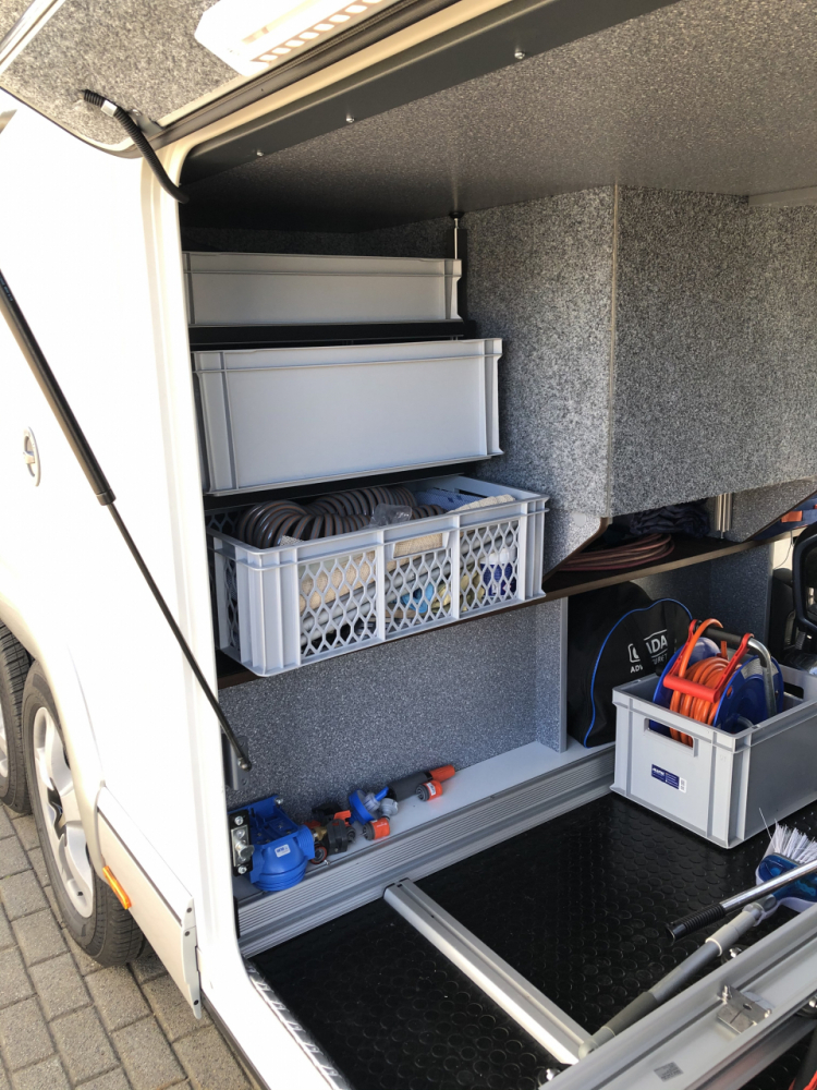 3AF320DC-8BBC-4915-AAD3-FB74638CBD6F