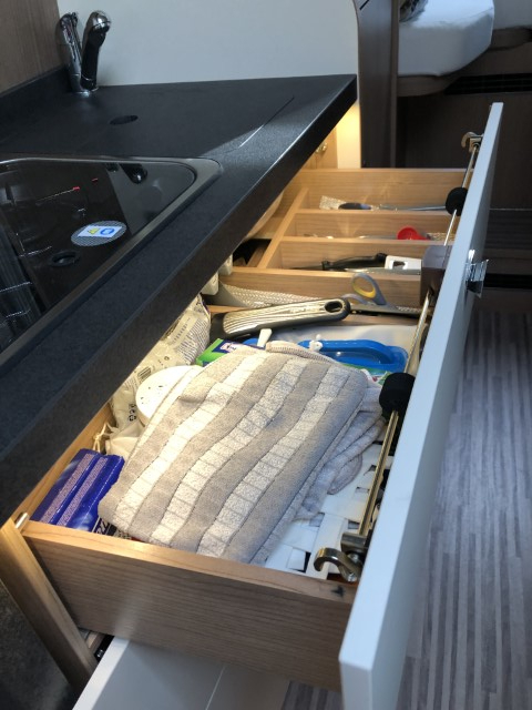 Beleuchtete Schubläden