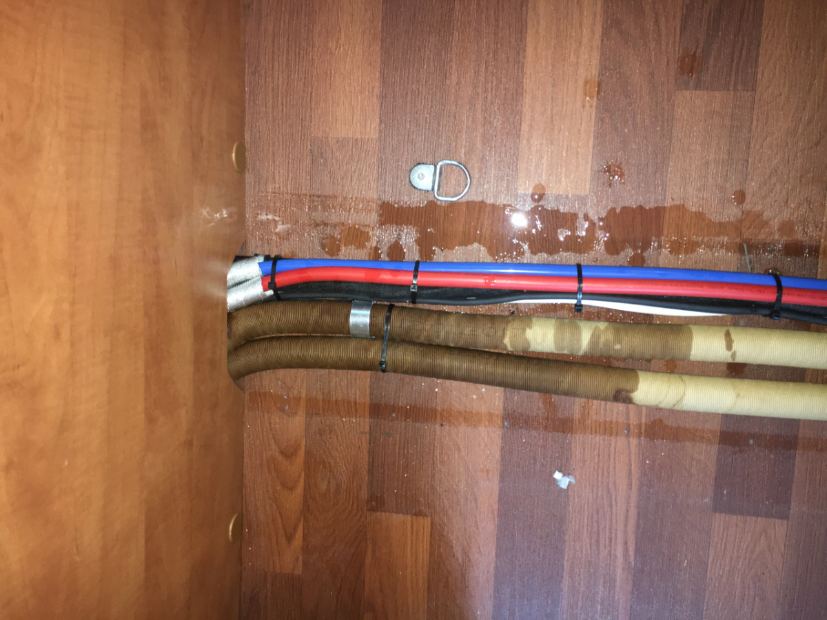 6DF759AA-B9A8-44E0-9D3F-7EFBFEC9ACAD