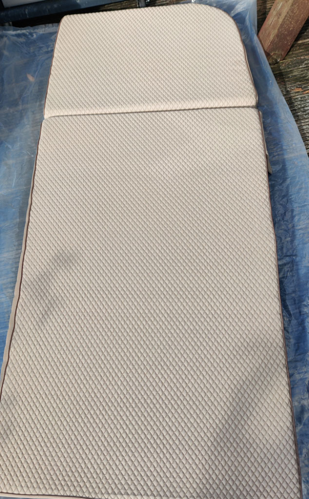 Matratze-links-634x1024