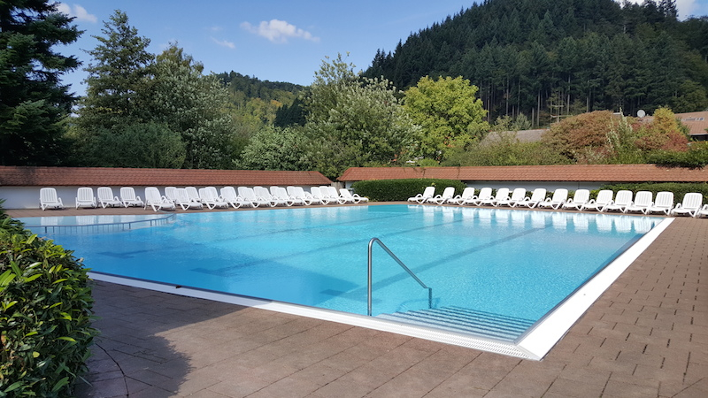 Beheizter Swimmingpool